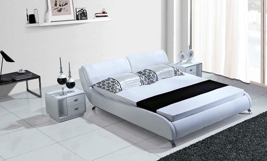 Leather Bed - Model 85B